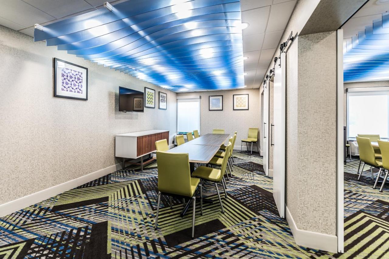 Holiday Inn Express Flint-Campus Area By Ihg מראה חיצוני תמונה