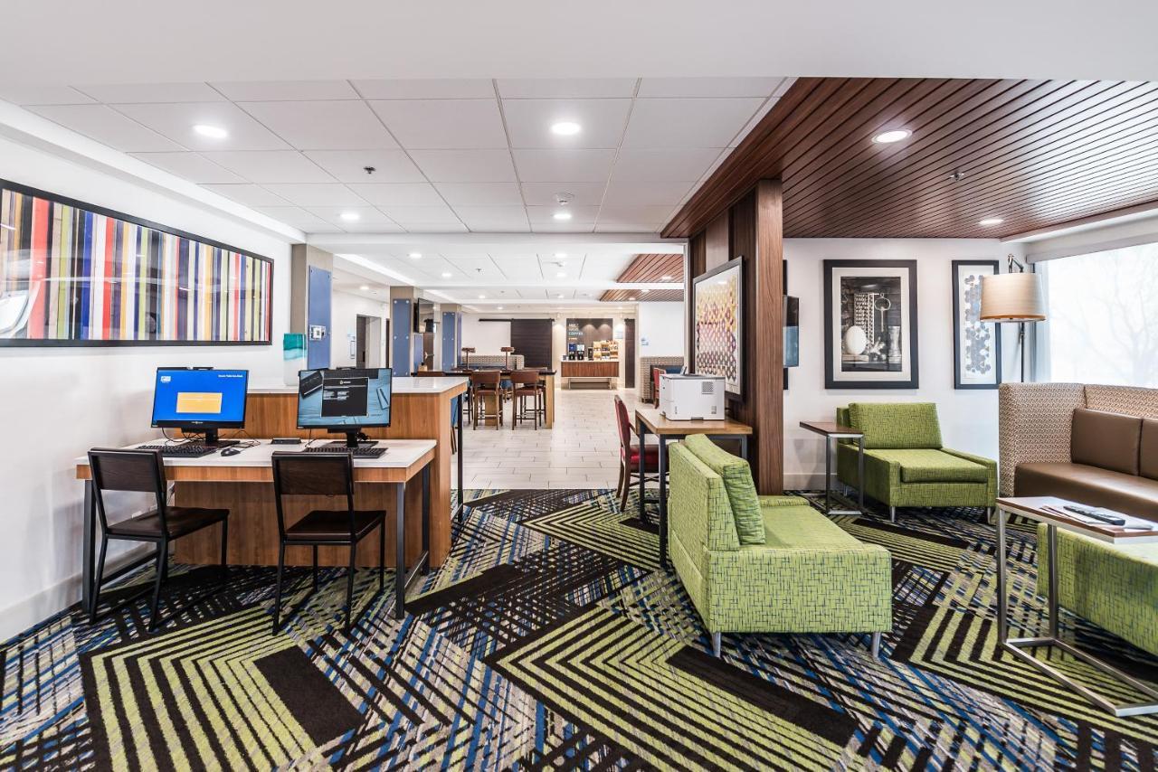 Holiday Inn Express Flint-Campus Area By Ihg מראה חיצוני תמונה